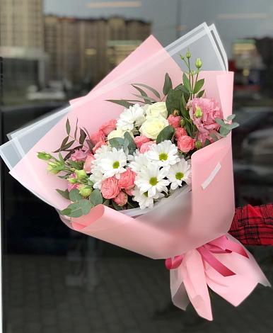 Букет цветов из: Розы, Лизиантусы и Хризантемы в Аскарово